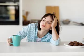 Ketahui apakah minum kopi sebelum makan pagi baik bagi kesehatan.