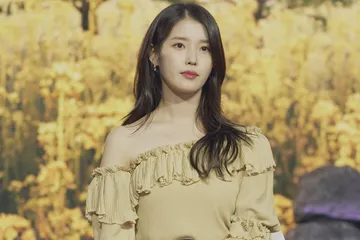 Alasan IU membintangi drakor The Life Gives You Tangerines.