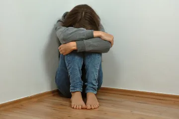 Kekerasan seksual anak di bawah umur.