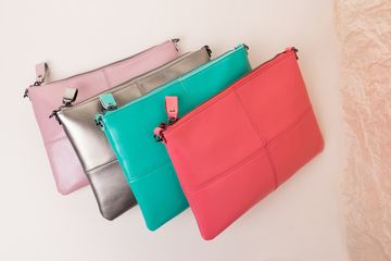 Shopee store clutch bag