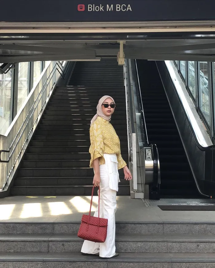 Semua Bisa Kece Ini 5 inspirasi Smart Casual untuk Perempuan Berhijab Parapuan