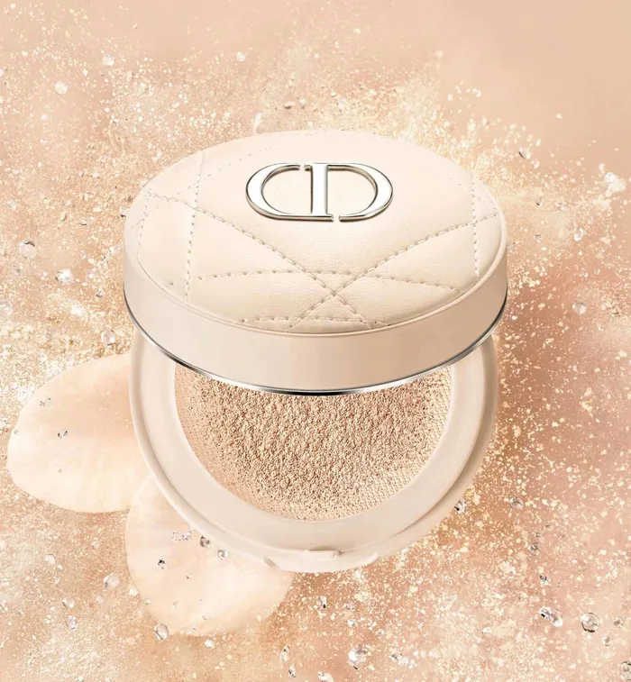 Ada Chanel hingga Givenchy Ini Rekomendasi Bedak Tabur dari Brand Mewah Halaman 2 Parapuan