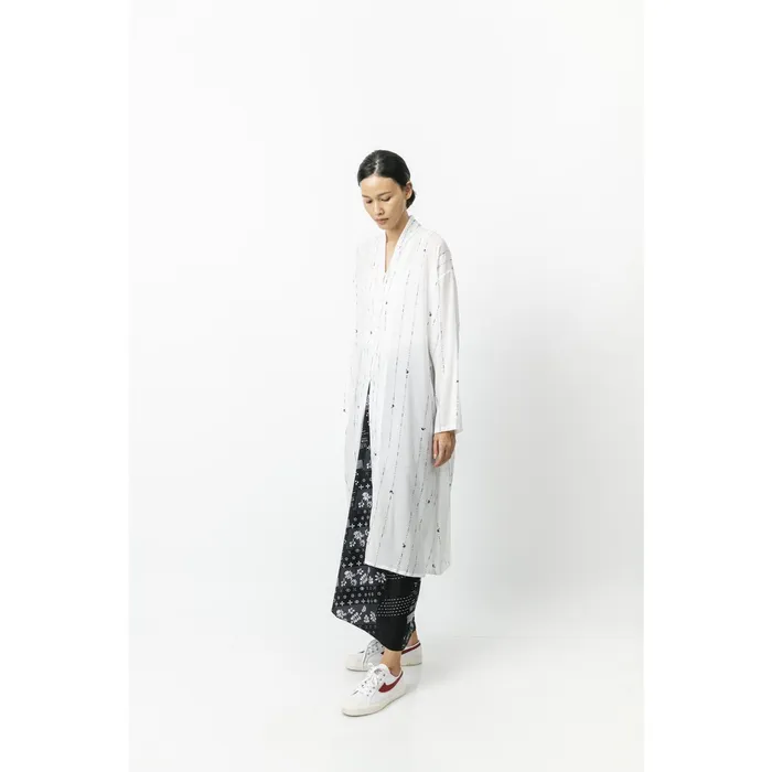 Rekomendasi gaun pernikahan simpel untuk intimate wedding - Sejauh Mata Memandang.