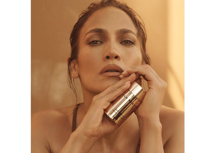 Jennifer Lopez merilis JLo Beauty.