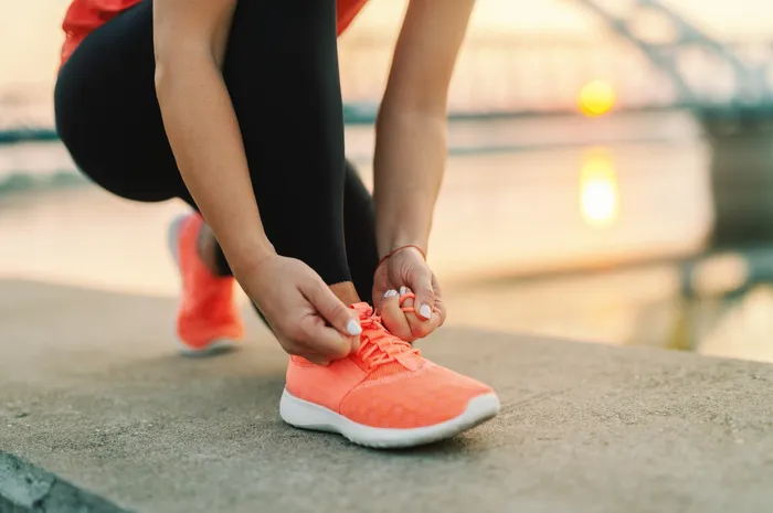 Tips merawat sepatu lari