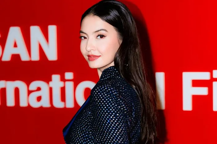 Film yang pernah dibintangi Raline Shah.