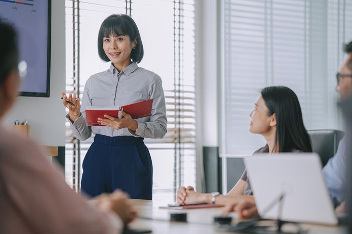 Tantangan Yang Dialami Pemimpin Perempuan Di Tempat Kerja, Salah ...