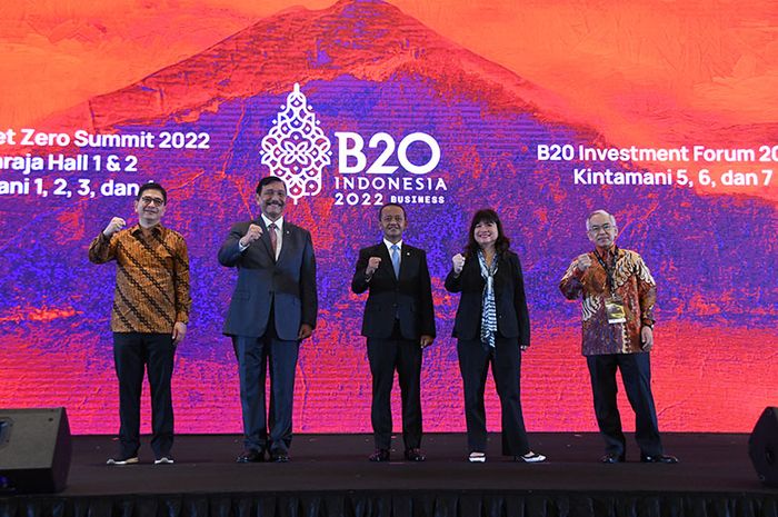 B20 Investment Forum Teken 18 MoU Senilai Rp 75 Triliun - Parapuan