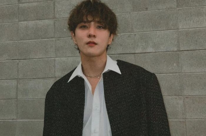 Kejutkan Penggemar, DK iKon Segera Debut Solo Februari Mendatang - Parapuan