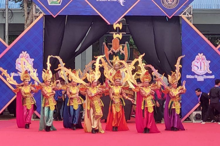 Sultra Tenun Carnaval 2022, Promosikan Budaya dan Kearifan Lokal