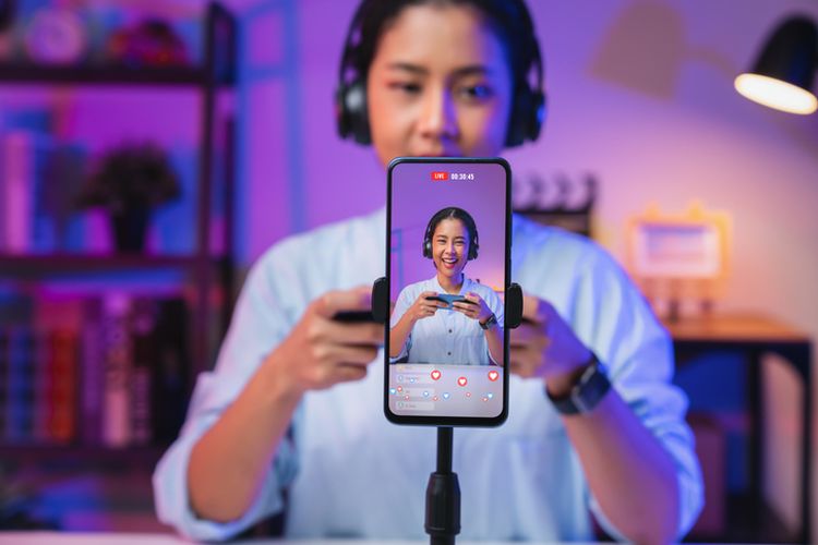 Dari Hobi Jadi Karier, Ini Cara Membangun Personal Branding dan Monetisasi Konten bagi Gen-Z
