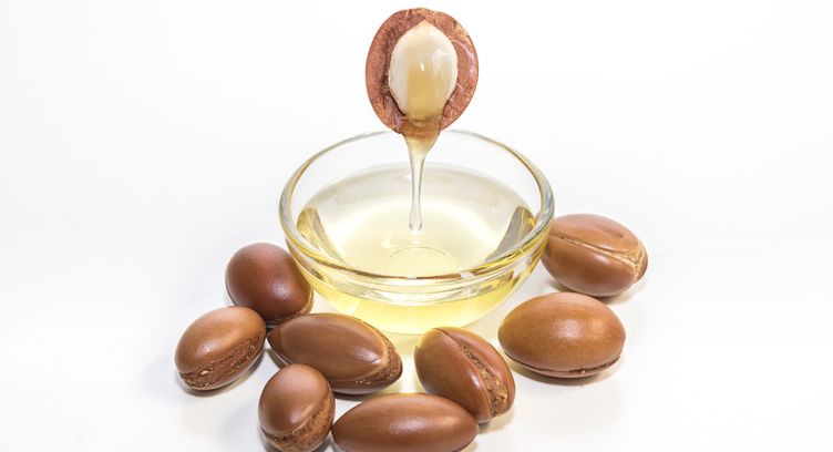 Melembapkan, Ini 5 Rekomendasi Perawatan Kecantikan dengan Argan Oil - Parapuan