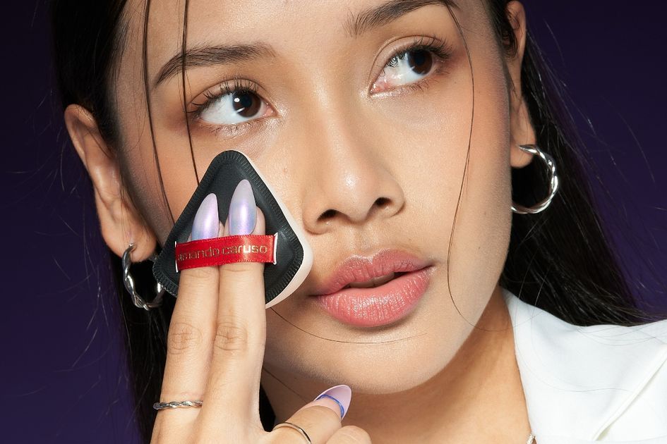 Mengenal Apa Itu Pillow Sponge dan Perbedaannya dengan Beauty Blender