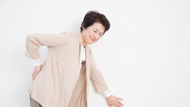 Dibandingkan laki-laki, osteoporosis lebih banyak dialami perempuan. Sementara itu kacang pecan bermanfaat sebagai obat alami. Simak selengkapnya.