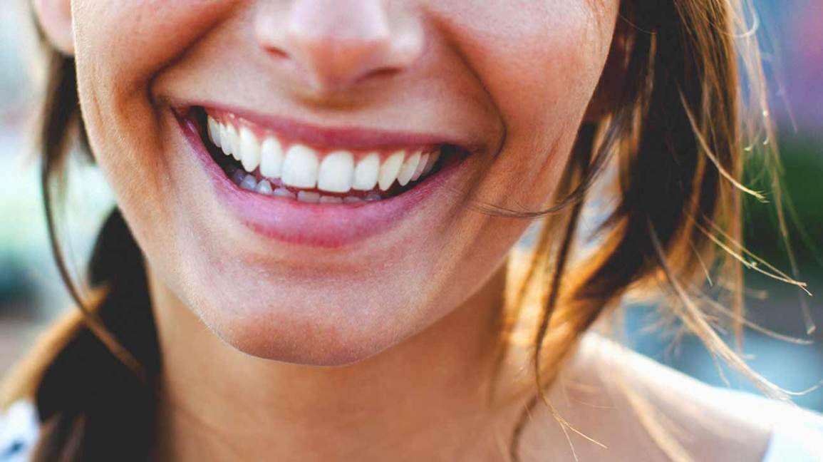 Toxic Positivity dapat membahayakan kesehatan mentalmu. Kenali beberapa risiko Toxic Positivity yuk, berikut penjelasannya.