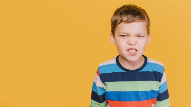 Sebagai orangtua menghadapi emosi anak yang berubah-ubah pastinya cukup menantang ya Kawan Puan? Tenang saja, PARAPUAN punya lima cara buatmu