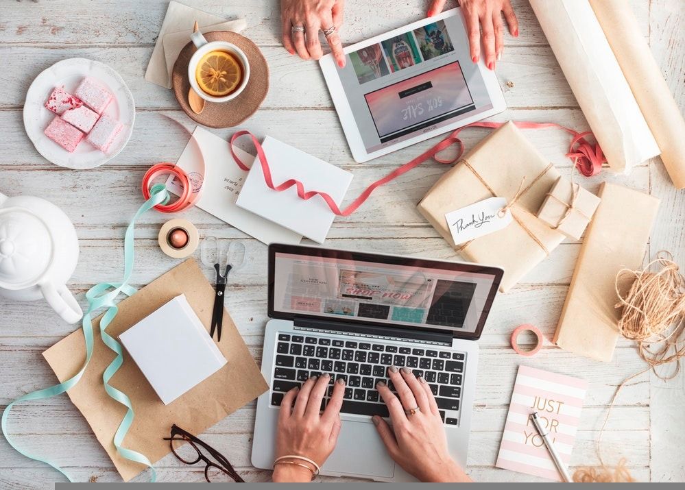 Mau tahu strategi pemasaran digital yang perlu dilakukan agar produkmu semakin laku dan dikenal publik? Simak di sini!