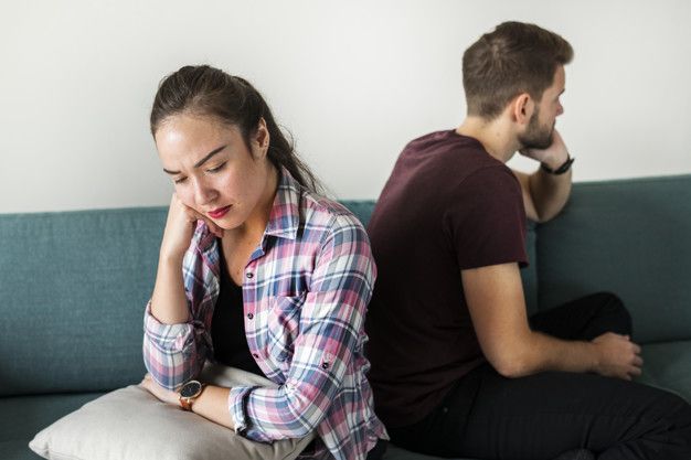 Dalam ikatan pernikahan, masalah keuangan jadi bahasan penting yang akan selalu terjadi. Salah satunya soal financial abuse.