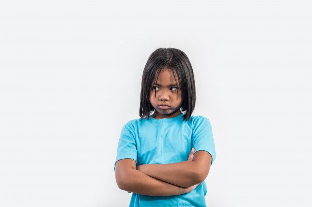Si Kecil mungkin tak sabar dan membuatnya jadi gelisah, maka kita perlu melatih kesabarannya tersebut. Berikut beberapa cara untuk melatihnya.
