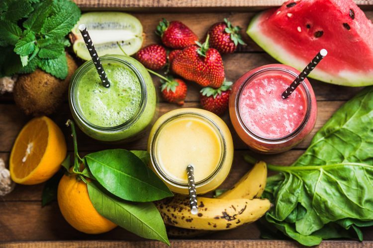 Smoothie memang segar dan menyehatkan karena terdiri dari aneka buah. Tapi, ketahui kapan smoothie jadi tak baik untuk tubuh kita. 