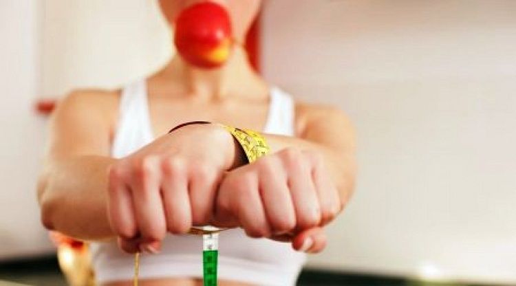 Gangguan serius pada makan yang dapat mengamcam jiwa atau biasa disebut bulimia umumnya dialami oleh perempuan. Ini cara mengatasinya.