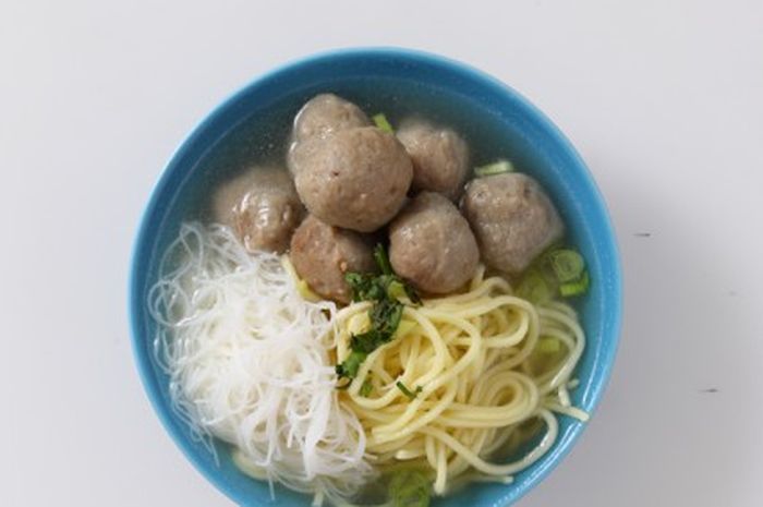 Kawan Puan,  setelah lebaran rasanya bosan ya makan hidangan bersantan. Nah kalau begitu, yuk bikin bakso ala rumahan