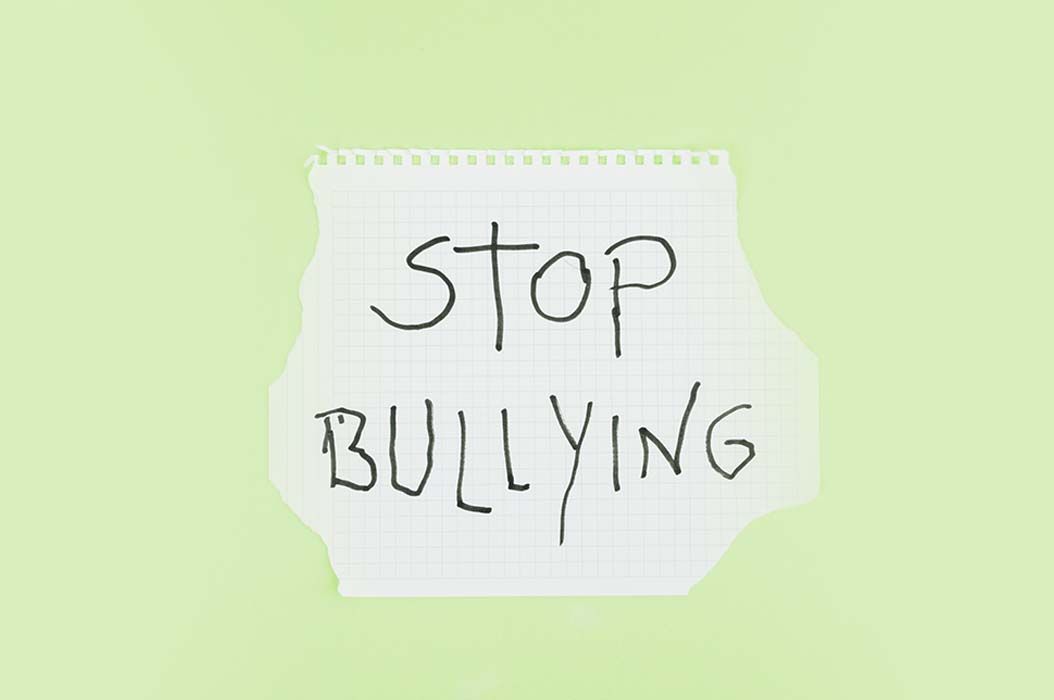 Berikut ini sederet fakta terkait kasus bullying di sekolah. Seorang siswi diduga jadi korban perundungan hingga tewas