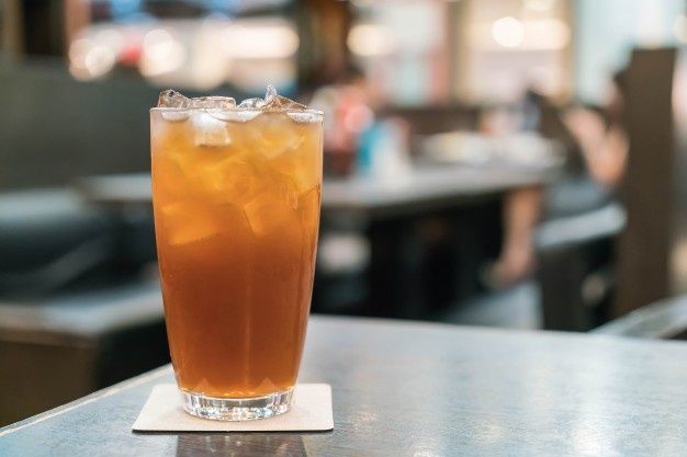 Minum teh sesudah makan memang menyegarkan bagi tubuh. Tapi teh kurang baik, karena mengganggu penyerapan nutrisi ke tubuh. Yuk cari tahu sebabnya.