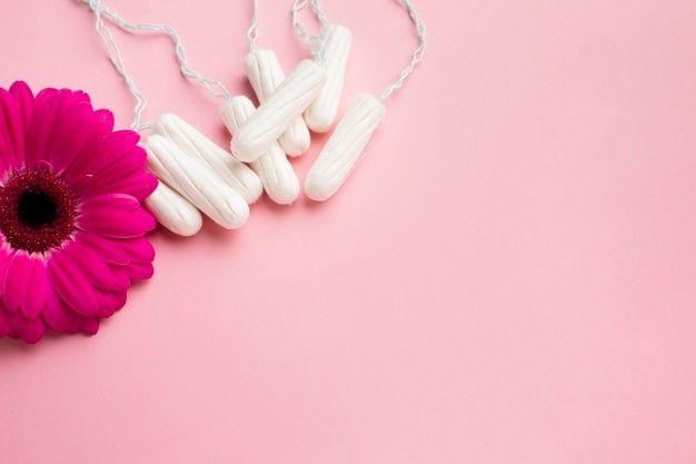 Untukmu yang baru pertama kali mencoba, pakai tampon itu susah-susah gampang. Simak yuk tahapan pakai tampon biar nggak salah masuk!