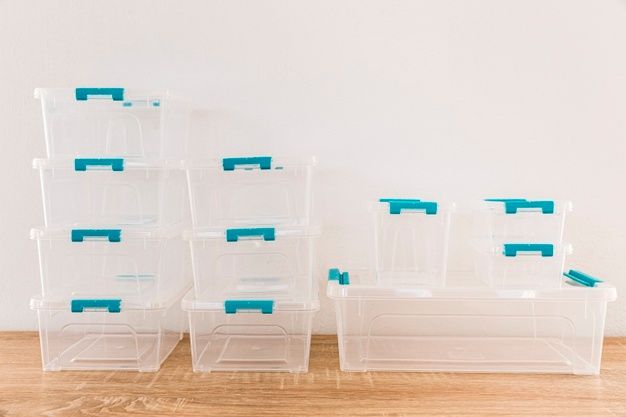 Perlengkapan plastik baru umumnya memiliki bau tak sedap. Lalu bagaimana cara mengatasinya? Yuk simak!
