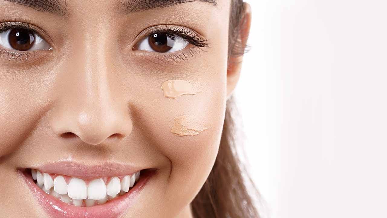 Tinted moisturizer menjadi pelembap sekaligus alas bedak yang dapat menghasilkan make up tampak natural. Apa itu?