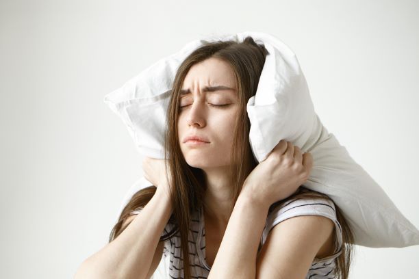 Sulit tidur menjadi permasalahan yang banyak ditemukan selama masa pandemi corona. Berikut dampak buruk bagi tubuh saat insomnia.