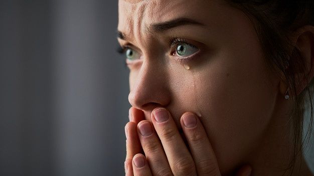 Istilah perawan tua untuk perempuan memicu adanya pernikahan di bawah umur. Ini pun sudah menjadi masalah lama. Apa kata pakar tentang ini?
