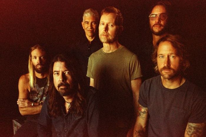 Band rock Amerika Serikat, Foo Fighters, akan menggelar konser kecil untuk para penggemar yang sudah divaksin Covid-19. 