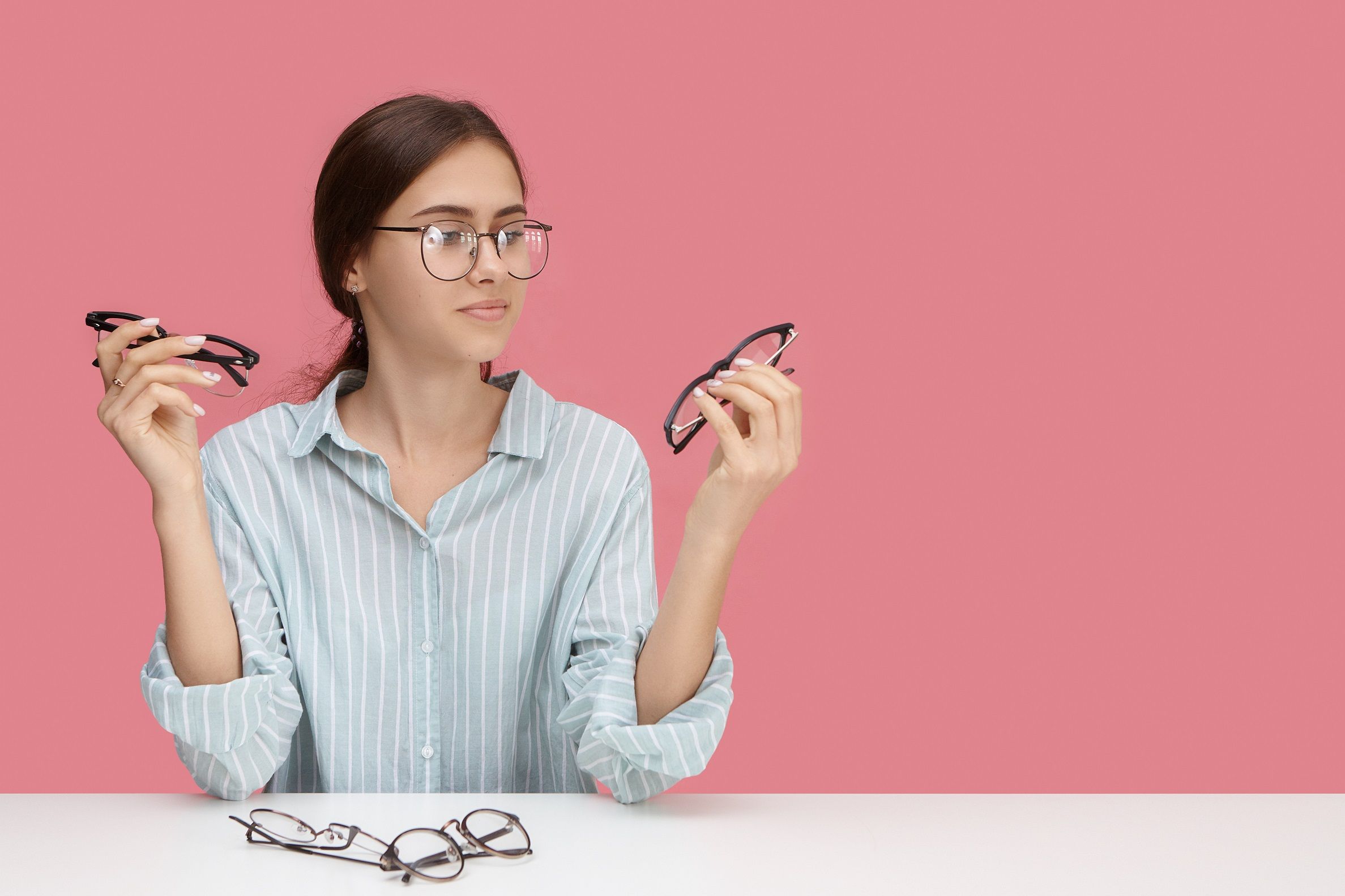 Operasi lasik sangat efektif dalam mengatasi masalah penglihatan seperti rabun jauh, rabun dekat dan astigmatisme. Ini dia tahapannya.