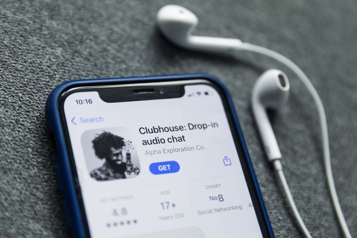 Aplikasi berbasis audio Clubhouse yang dipakai Elon Musik lagi naik daun dan jadi perbincangan. Rupanya, begini cara kerjanya.