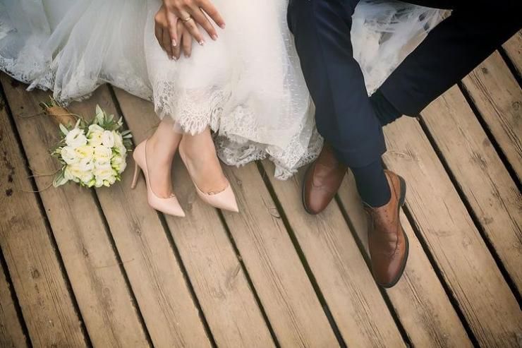 Tidak sedikit perempuan yang memilih menikah di usia 30-an. Kira-kira apa saja alasan sebagian perempuan menikah di usia 30-an?