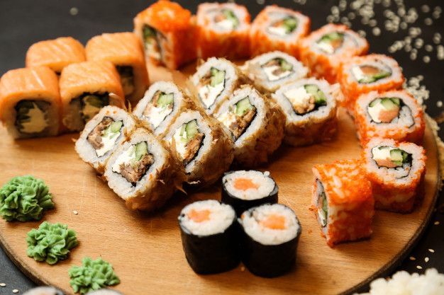 Makanan jepang satu ini memang sangat populer karena rasanya yang lezat. Ternyata, sushi juga memiliki manfaat bagi kesehatan, lho. Apa saja?