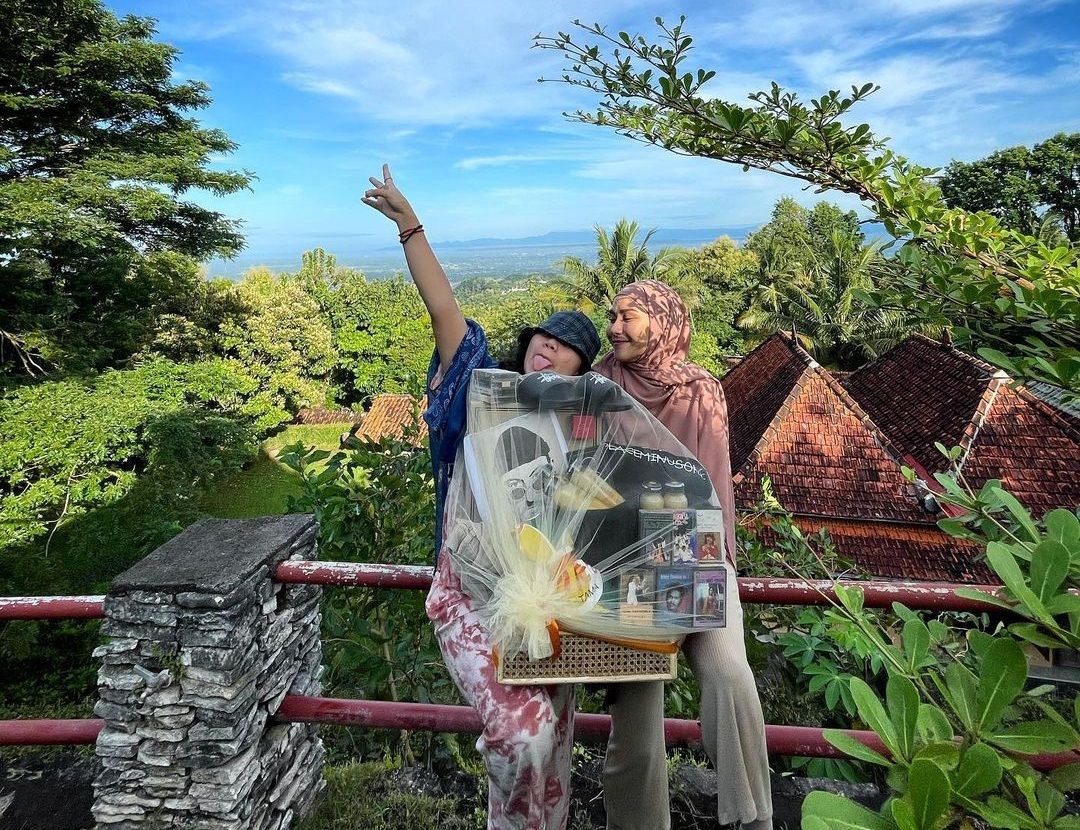Di hari ulang tahun adiknya, Zaskia ungkapkan kekaguman pada mimpi Rifqa Malsyita. Simak yuk mimpi yang sampai buat Bia terkagum-kagum ini!