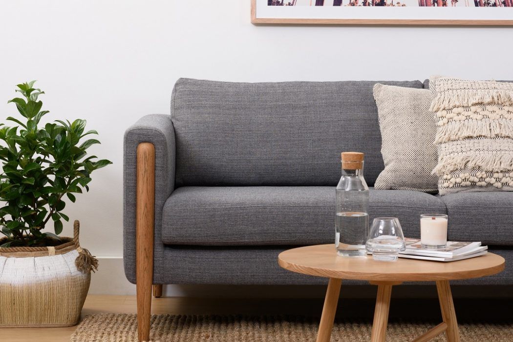 Di sini PARAPUAN telah merangkum 3 hal dasar yang perlu kamu ingat ketika akan membeli sofa baru. Apa saja?