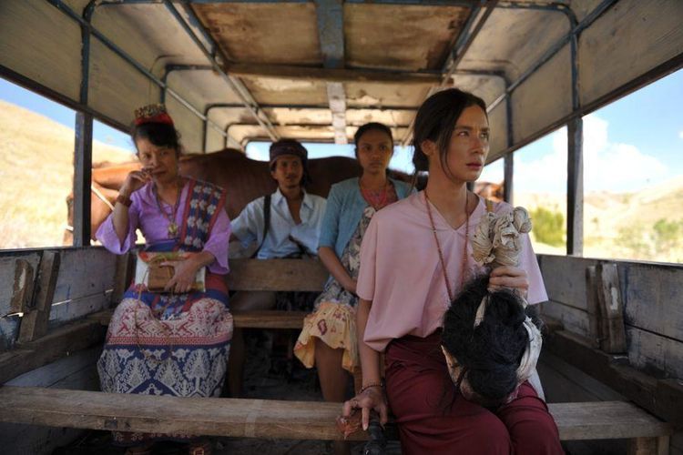 Film Marlina Si Pembunuh dalam Empat Babak angkat kisah hidup dan konflik yang dihadapi perempuan daerah.