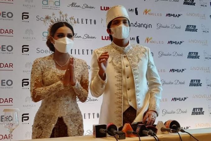 Sudah sah menjadi suami istri, pasangan Atta Halilintar dan Aurel Hermansyah tak sungkan pamerkan hal ini.