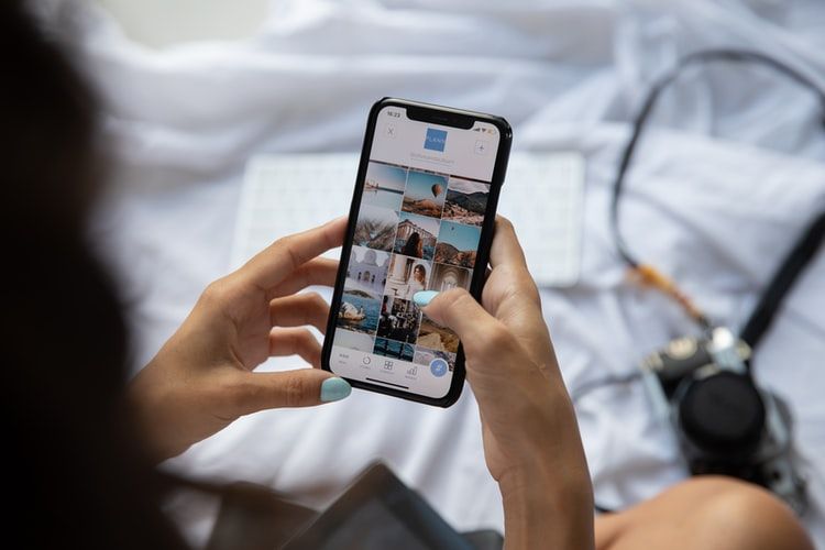 Selain Shopee, berikut rekomendasi platform media sosial untuk jualan dan promosi usaha, ada Facebook, Instagram, dan YouTube.
