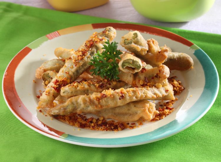 Untuk menambah nafsu makan, cobalah tips memasak mudah terong crispy ini yuk, Kawan Puan. Simak, resep selengkapnya.