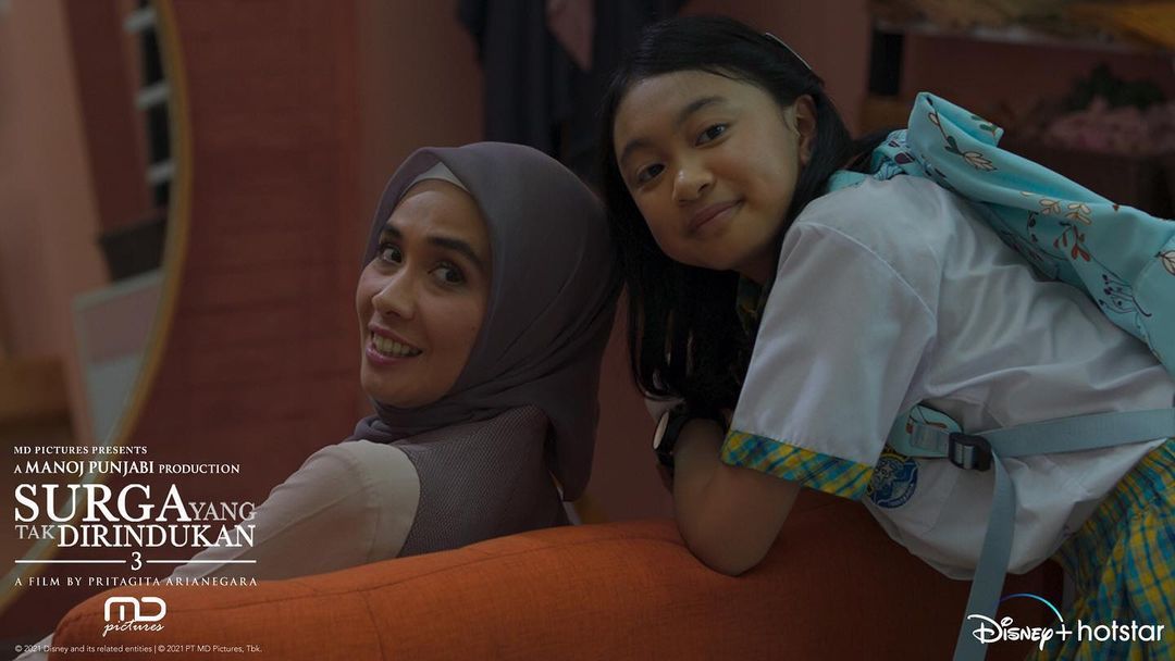 Film 'Surga yang Tak Dirindukan' segera tayang 16 April 2021. Apa saja tantangan yang dihadapi pemeran utama selama proses syuting, ya?