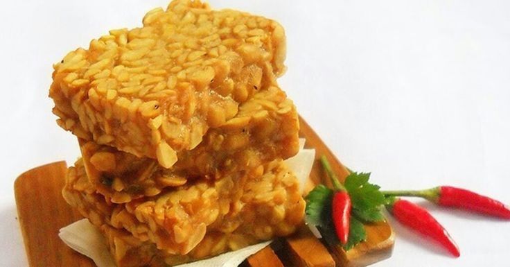 Gorengan memang santapan lezat untuk buka puasa. Tapi, makanan ini kerap dianggap tak sehat. Oleh karenanya, ikuti tips membuat gorengan sehat ini!