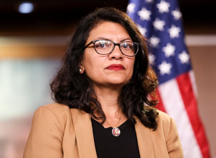 Rashida Tlaib, perempuan muslim pertama yang berhasil terpilih menjadi anggota Kongres Amerika Serikat.