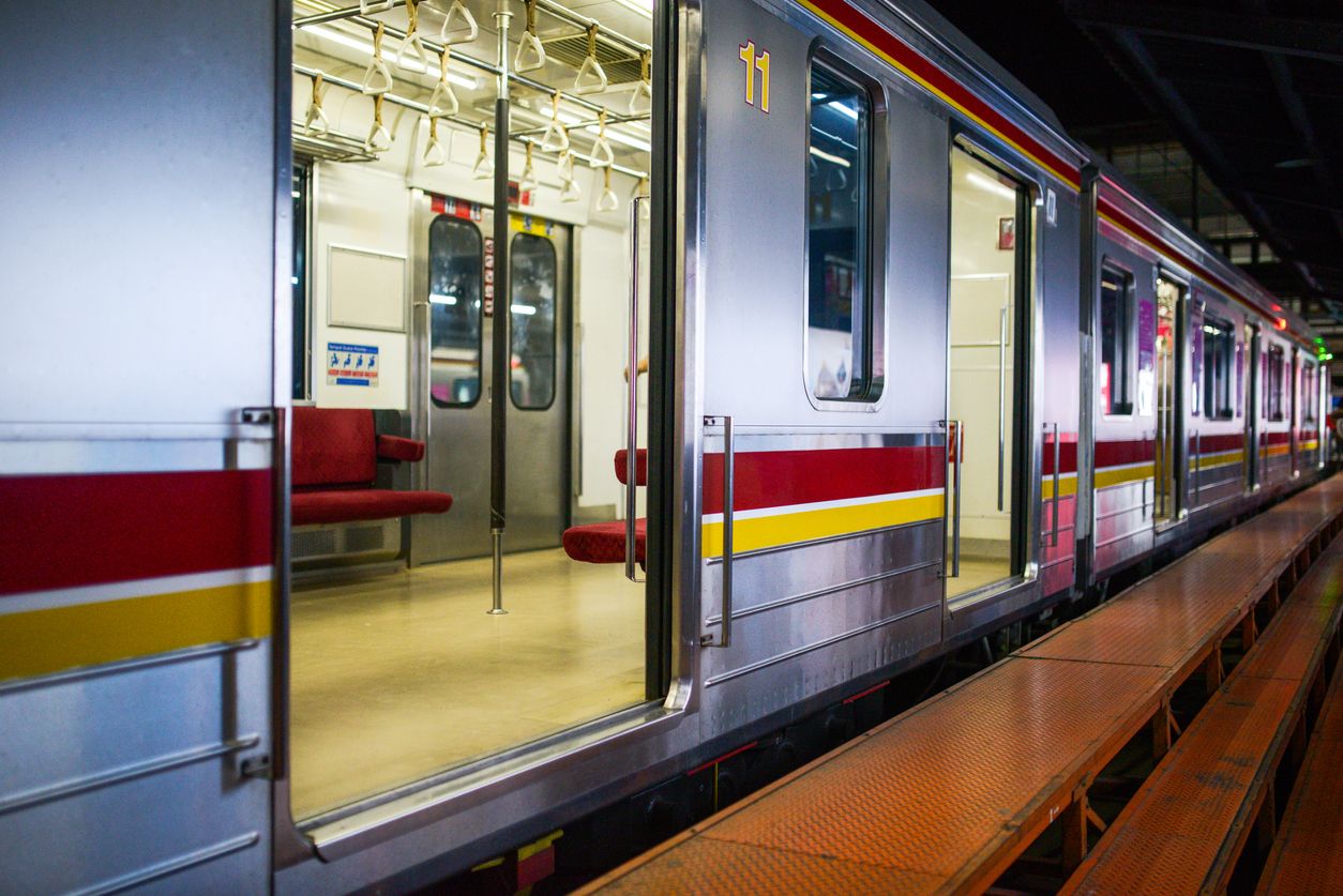 Ingin Belanja Lebaran 2023 di Tanah Abang? Yuk simak dulu ruter KRL dan Transjakarta. Berikut informasi lengkapnya.