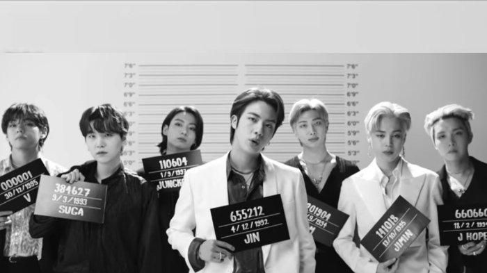 Wah, keren banget! Video musik dan lagu 'Butter' oleh BTS sukses memecahkan rekor di YouTube dan Spotify sekaligus.
