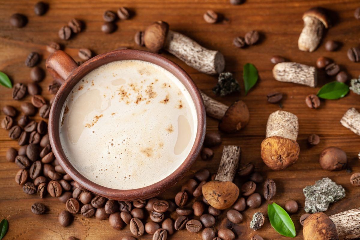 Kopi jamur memang masih jarang didengar oleh orang Indonesia. Namun minuman ini kaya akan manfaat kesehatan, seperti berikut ini!